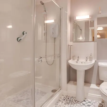 2 Bed In Oc-w1021 公寓